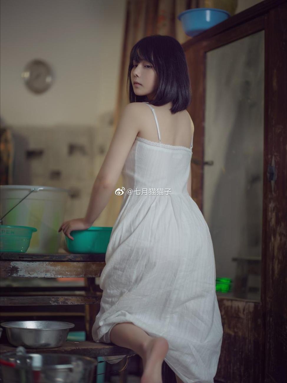 看过这组七月喵子体操服壁纸照片，我真的太惊叹于它们的美了